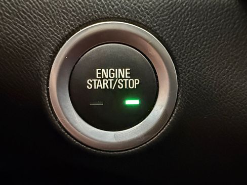 Used 2023 GMC Terrain SLE w/ Driver Convenience Package FWD image 33