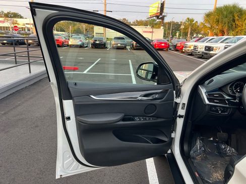 Used 2019 BMW X6 sDrive35i w/ Premium Package image 28