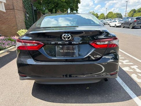 Used 2021 Toyota Camry LE w/ Convenience Package FWD image 7