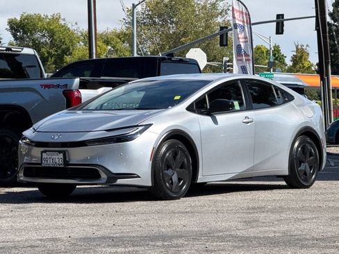 Certified 2024 Toyota Prius Prime FWD image 7