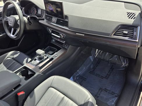 Used 2023 Audi Q5 2.0T Premium w/ Convenience Package AWD/4WD image 18