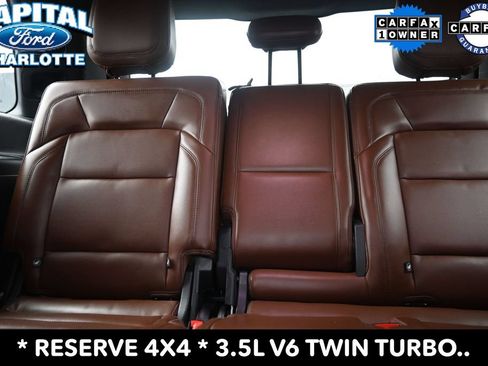 Used 2025 Lincoln Navigator Reserve AWD/4WD image 11
