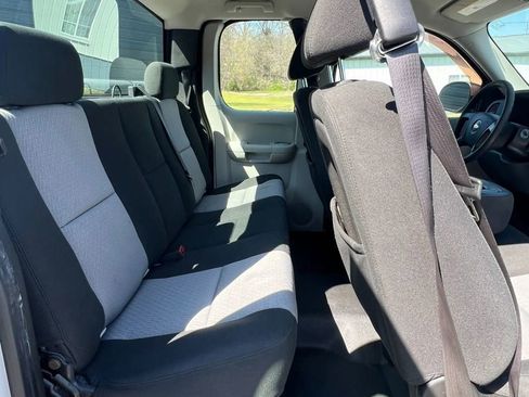 Used 2009 Chevrolet Silverado 1500 W/T w/ LS Package image 11