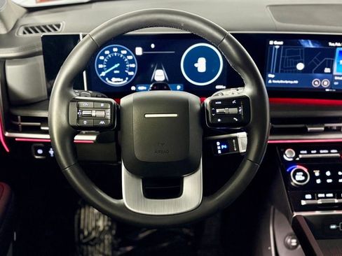 Used 2024 Hyundai Santa Fe Limited image 31