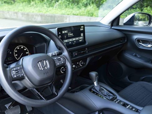 Used 2026 Honda HR-V LX image 16