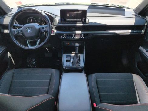 Used 2025 Honda CR-V Sport image 15