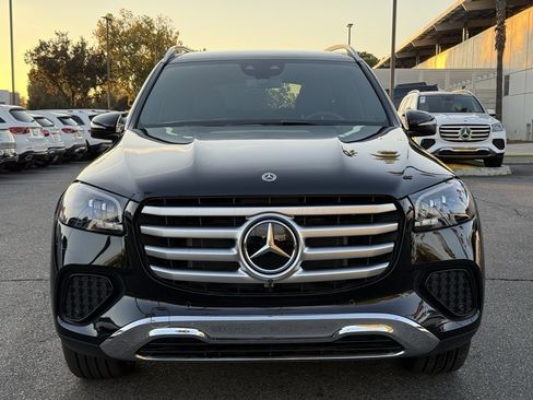 New 2025 Mercedes-Benz GLS 450 4MATIC image 17