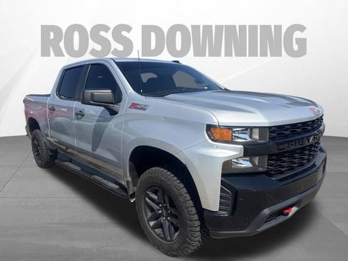 Used 2021 Chevrolet Silverado 1500 Custom Trail Boss w/ LPO, Dark Essentials Package AWD/4WD image 3