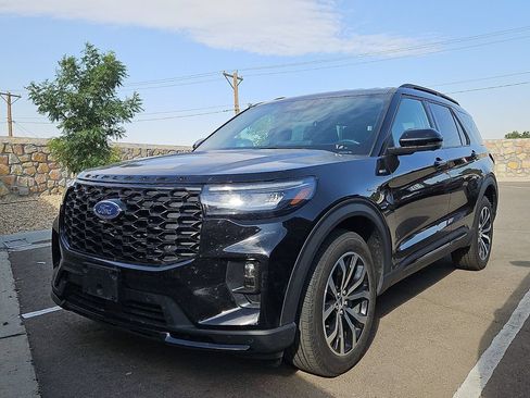 Used 2025 Ford Explorer ST-Line AWD/4WD image 1