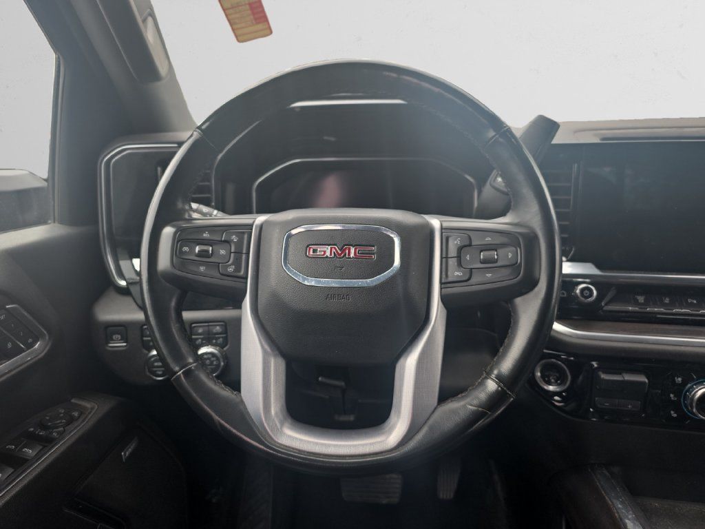 Used 2024 GMC Sierra 2500 SLT w/ SLT Premium Package AWD/4WD image 14