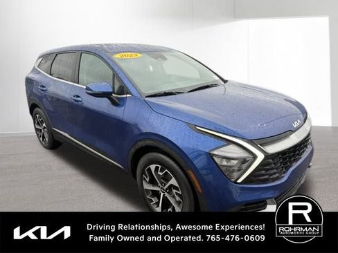 Used 2023 Kia Sportage EX image 3