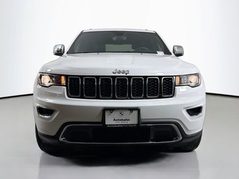 Used 2018 Jeep Grand Cherokee Limited image 2