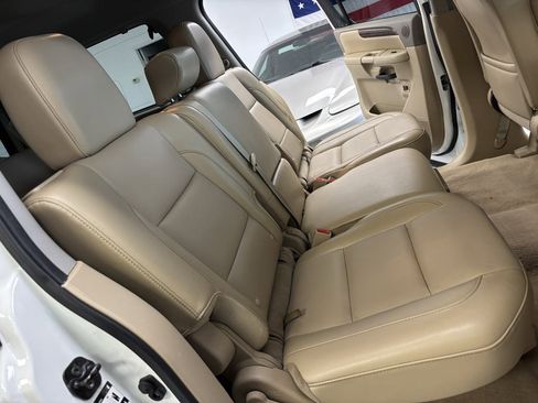 Used 2014 Nissan Armada SL w/ Moonroof Package RWD image 25