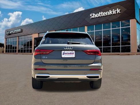 Used 2021 Audi Q3 2.0T Premium w/ Convenience Package image 7