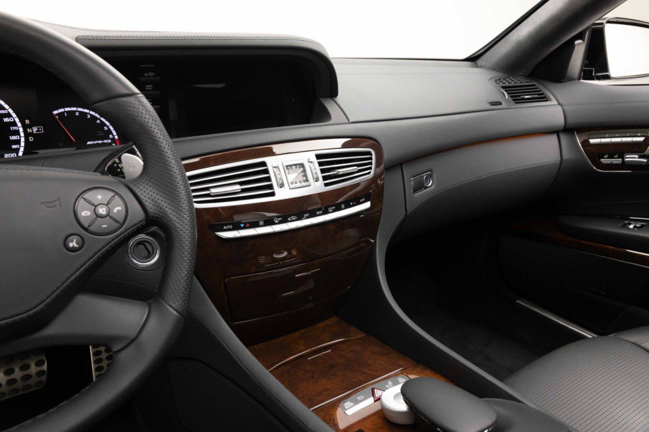 Used 2011 Mercedes-Benz CL 63 AMG image 14