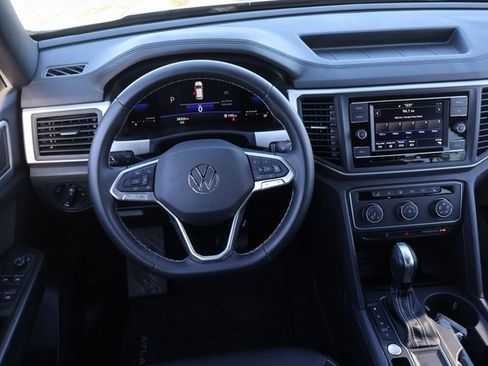 Certified 2023 Volkswagen Atlas Cross Sport SE image 15