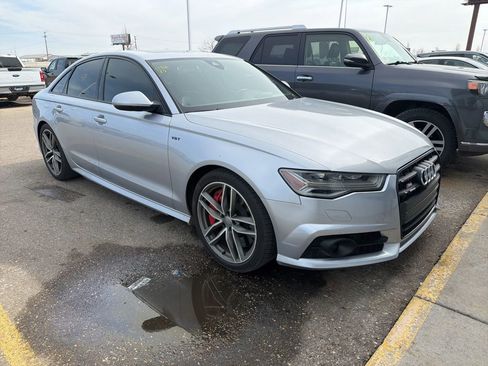 Used 2017 Audi S6 Prestige w/ S6 Sport Package image 2