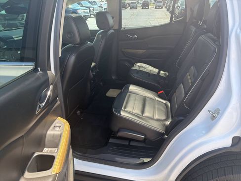 Used 2018 GMC Acadia Denali w/ Technology Package AWD/4WD image 15