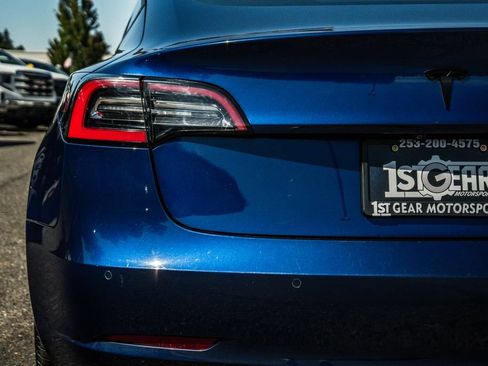 Used 2020 Tesla Model 3 Standard Range Plus RWD image 10