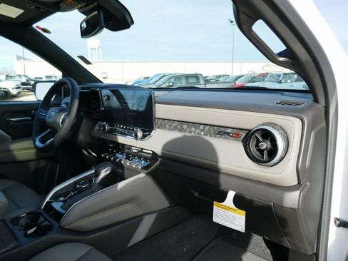 New 2026 Chevrolet Colorado ZR2 w/ Technology Package image 11