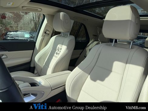 Certified 2025 Mercedes-Benz GLE 350 4MATIC image 17