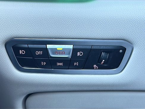 Used 2021 BMW X5 sDrive40i w/ M Sport Package image 37