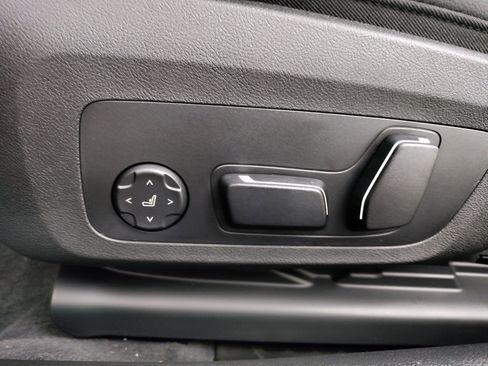 New 2026 BMW 440i xDrive Convertible w/ Premium Package image 14