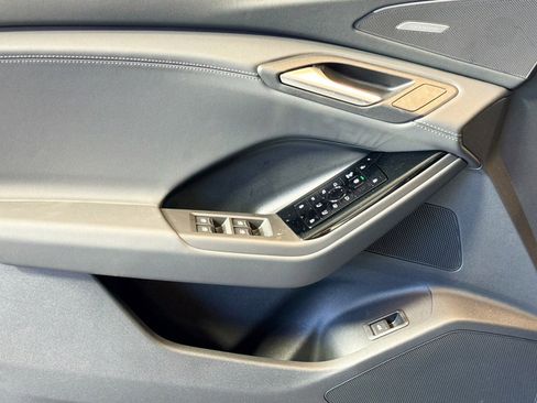 New 2027 Audi Q6 e-tron Premium Plus AWD/4WD image 15