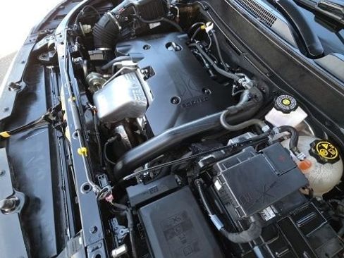 Used 2020 Chevrolet Equinox Premier image 28