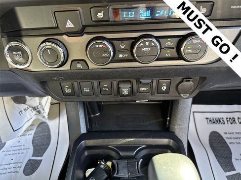 Used 2021 Toyota Tacoma TRD Off-Road image 22