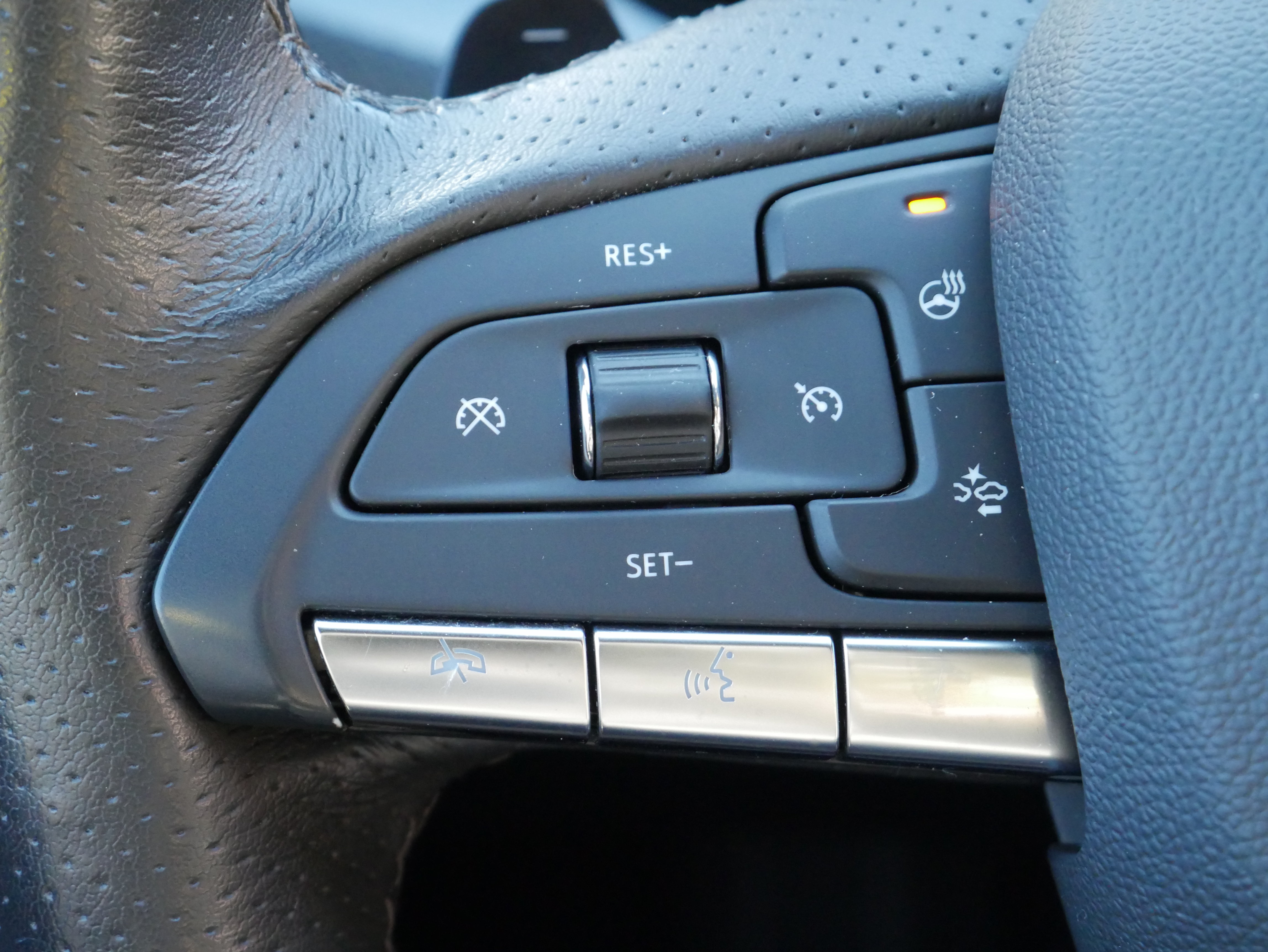 Used 2023 Cadillac XT4 Sport AWD/4WD image 27