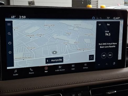 Used 2022 Lincoln Nautilus Reserve AWD/4WD image 17