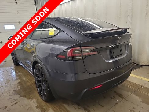 Used 2023 Tesla Model X Standard Range image 3