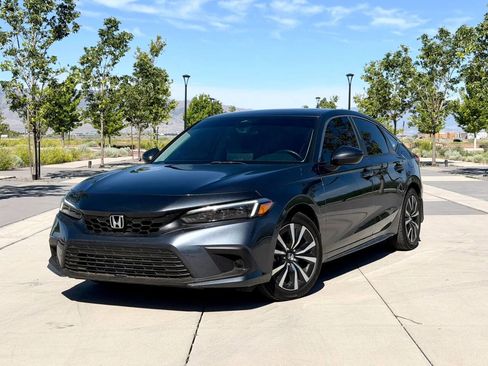 Used 2024 Honda Civic EX-L image 1
