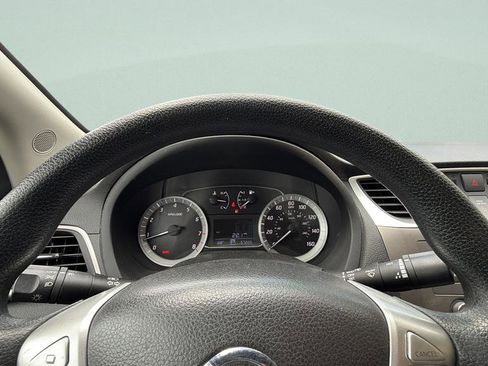 Used 2014 Nissan Sentra SR FWD image 13
