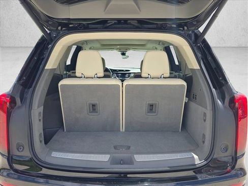 Used 2020 Cadillac XT6 Premium Luxury FWD image 6