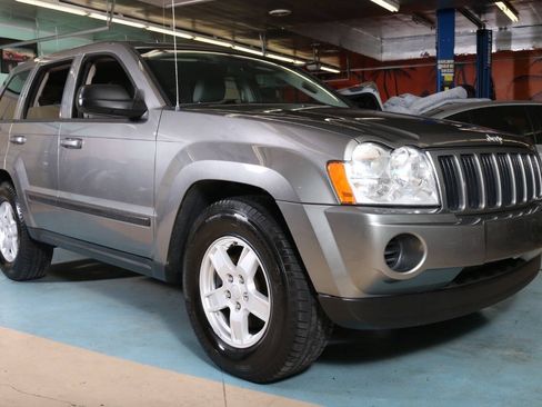 Used 2007 Jeep Grand Cherokee Laredo AWD/4WD image 15