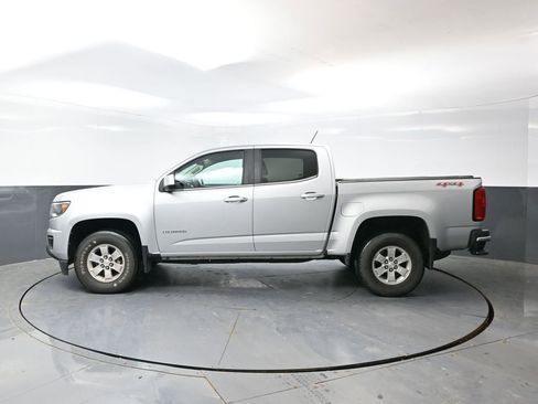Used 2020 Chevrolet Colorado W/T w/ WT Convenience Package image 11