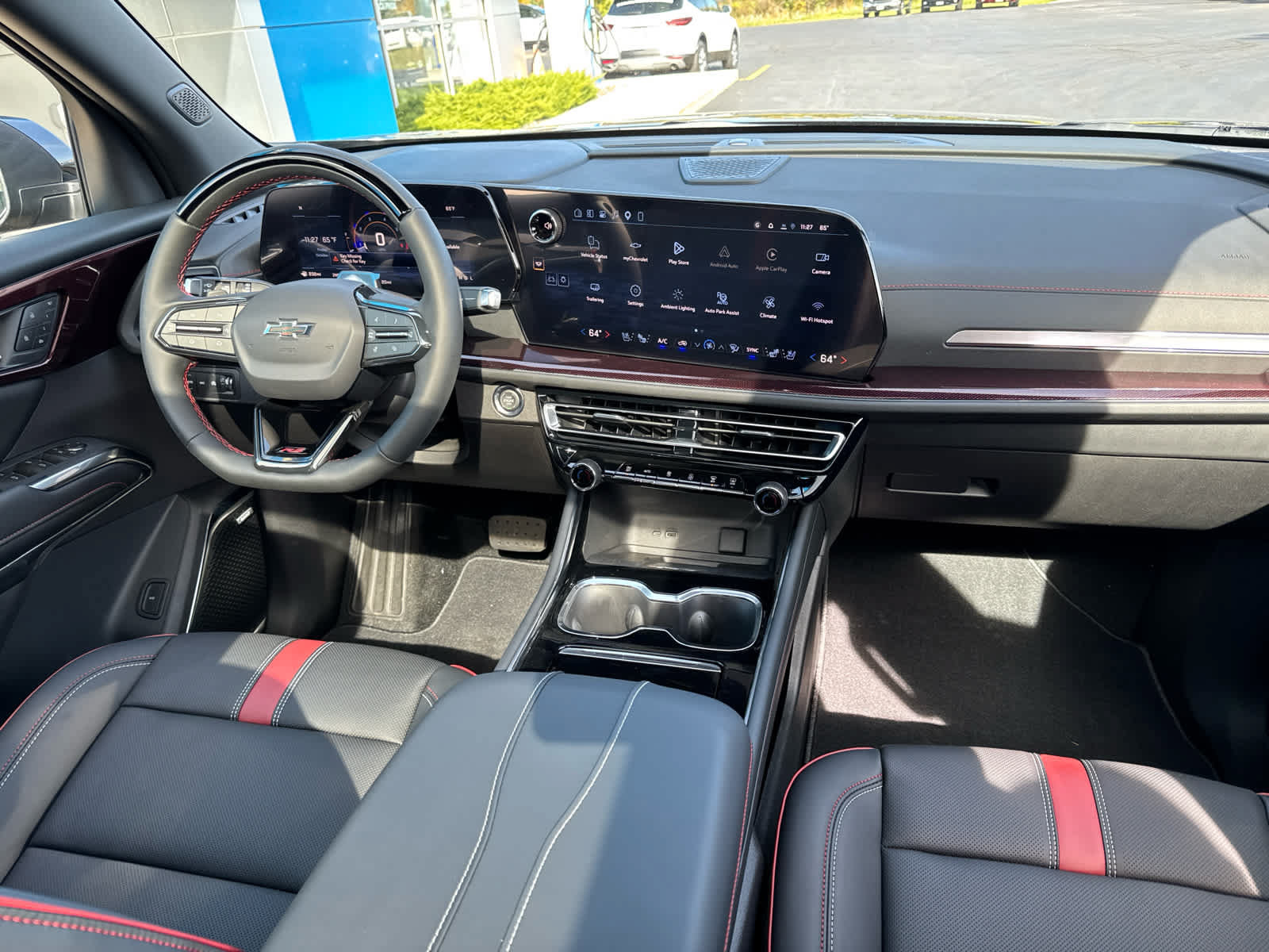 New 2027 Chevrolet Traverse RS AWD/4WD image 7