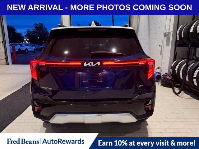 Used 2024 Kia Seltos S AWD/4WD image 6