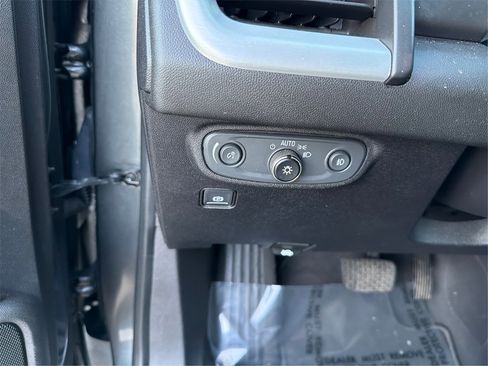 Used 2019 GMC Terrain SLT w/ Preferred Package image 18