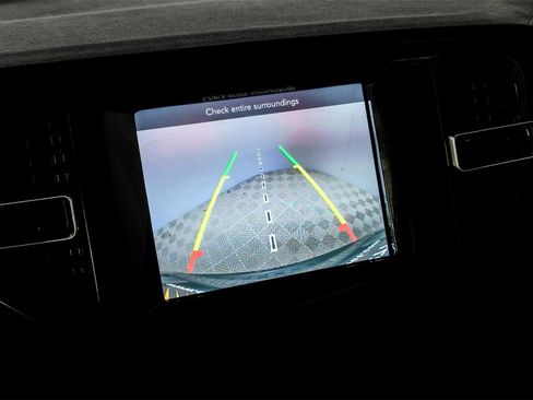 Used 2024 Dodge Durango SXT w/ SXT Blacktop Group image 21