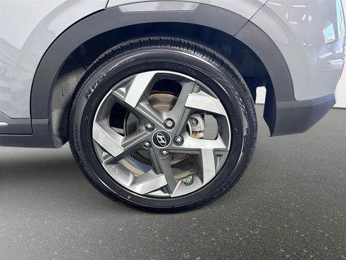Used 2023 Hyundai Venue Limited w/ Cargo Package FWD image 30