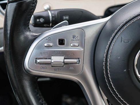 Used 2018 Mercedes-Benz S 560 Sedan image 19
