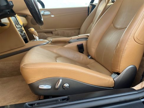 Used 2011 Porsche Cayman image 17