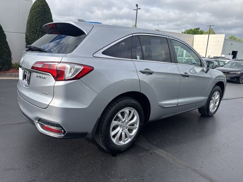 Used 2017 Acura RDX AWD w/ Technology Package image 4