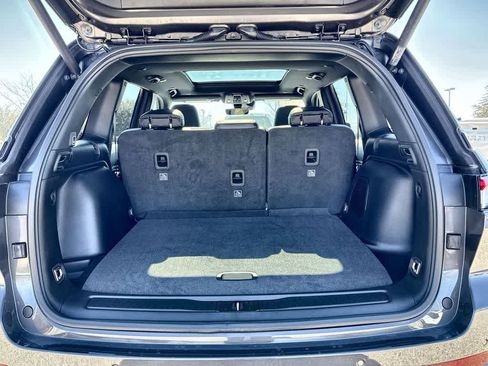 New 2026 Jeep Grand Cherokee Limited RWD image 22