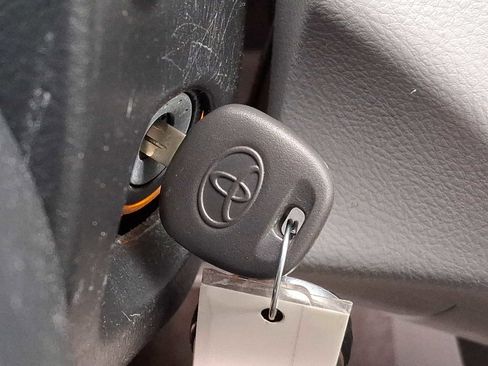 Used 2010 Toyota RAV4 image 22