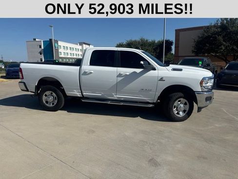Used 2022 RAM 2500 Big Horn AWD/4WD image 2