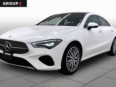 Used 2025 Mercedes-Benz CLA 250 image 1